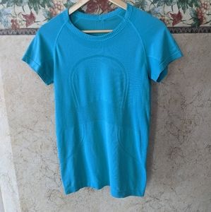 Lululemon blue swiftly tech short sleeve t…